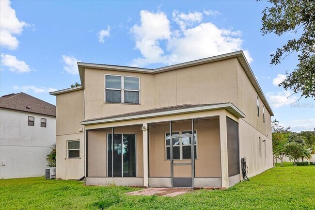 Building Photo - 1527 Angler Avenue