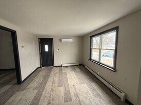 Building Photo - 139 Rossler Ave