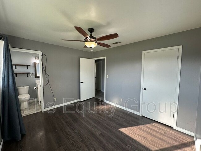 Building Photo - 4122 W Monte Vista Ave