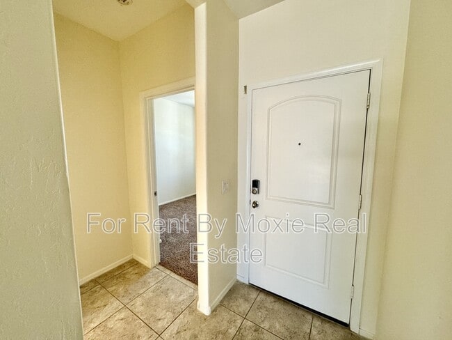 Building Photo - 2421 E San Borja Trail