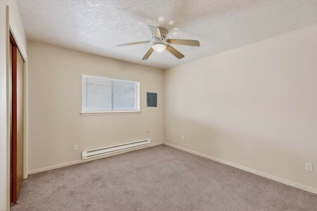 Building Photo - 222 Shannon Pl NW