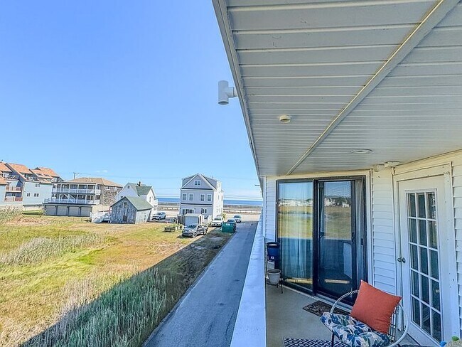 Building Photo - 567 Ocean Blvd