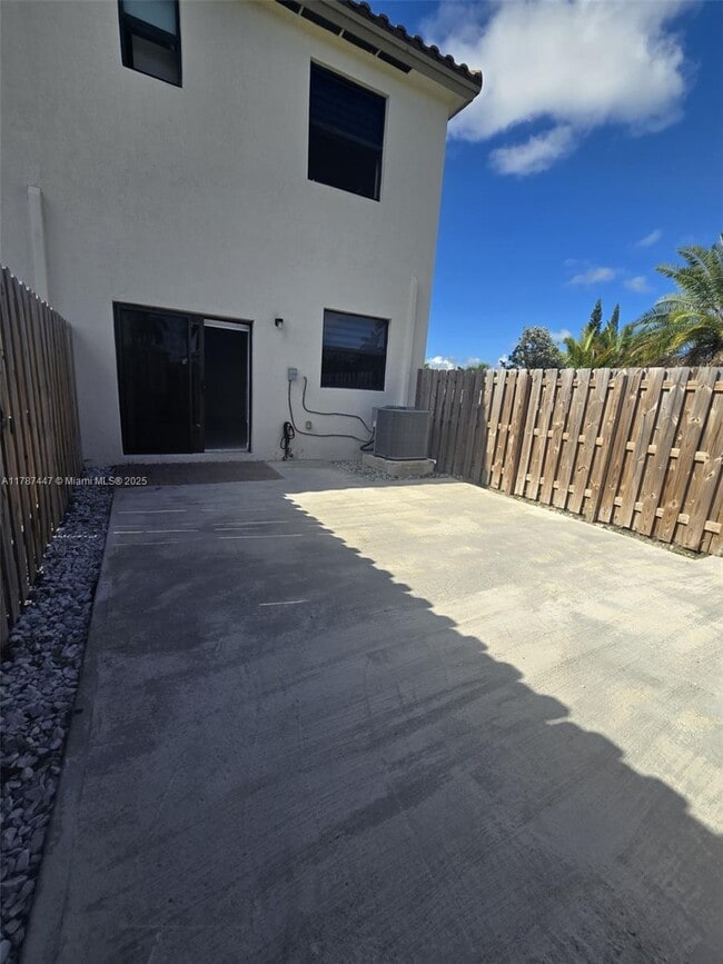 Building Photo - 11768 SW 247th Ter