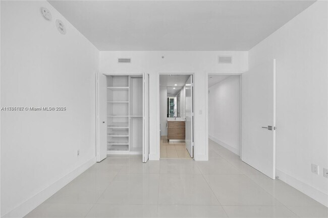 Building Photo - 1300 S Miami Ave