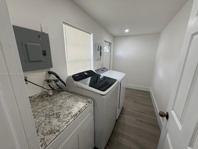 Building Photo - 1767 NW 93rd St