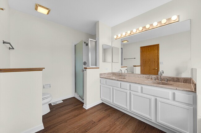 Building Photo - 1998 Conway Ln