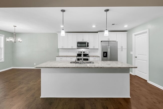 Building Photo - 1252 Magnum Dr