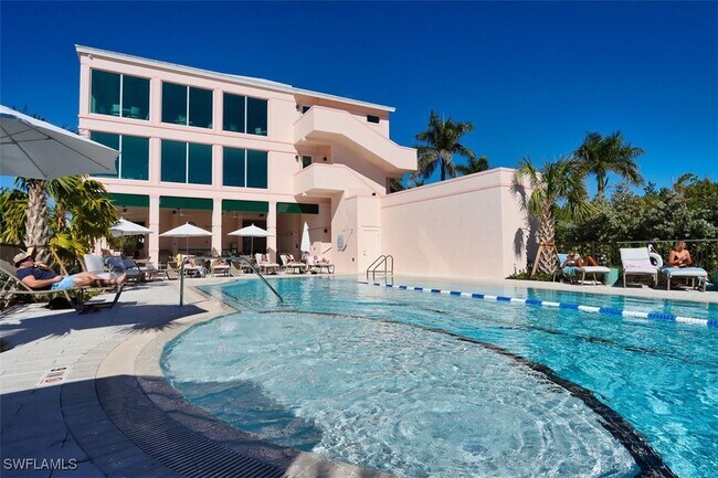 Building Photo - 265 Barefoot Beach Blvd