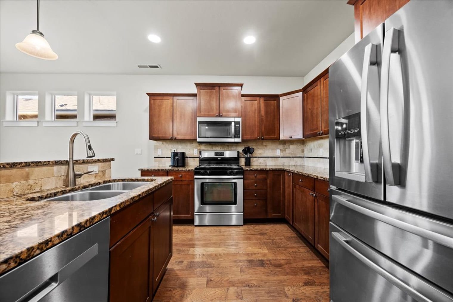 Building Photo - 10130 W Brownstone Dr