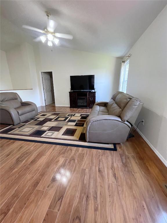 Building Photo - 335 Moultrie Ln