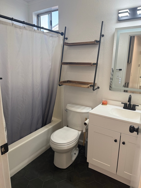 Building Photo - 4981 Dawson Dr