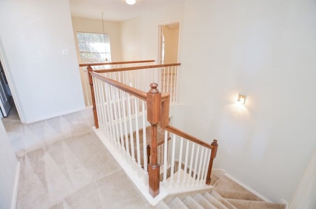 Building Photo - 21210 Woodland Green Dr