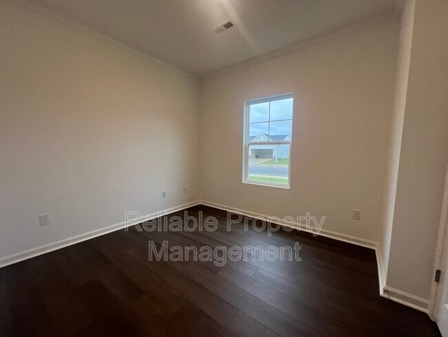 Building Photo - 651 Roy Adams Rd