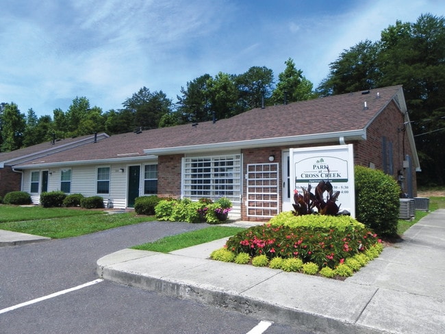 Park at Cross Creek Apartments Gastonia, NC Apartment