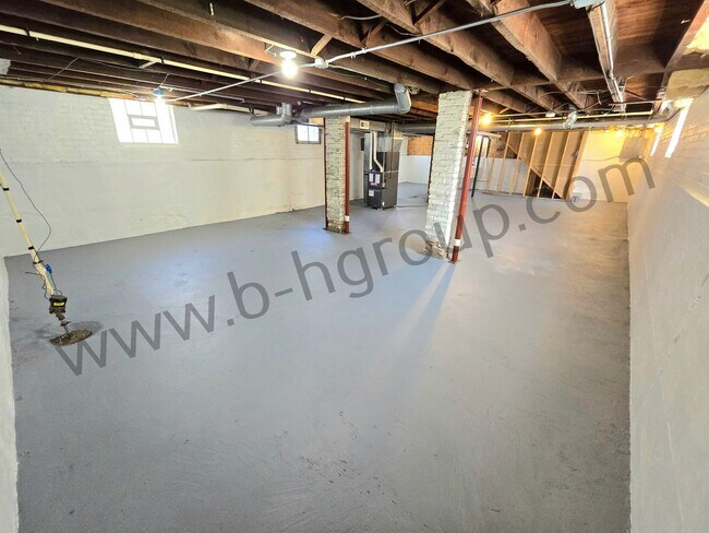 Building Photo - Washer & Dryer Now Provided