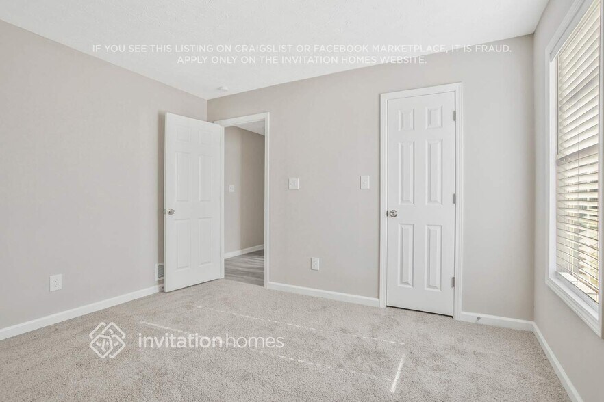 Building Photo - 389 Grove Hill Dr