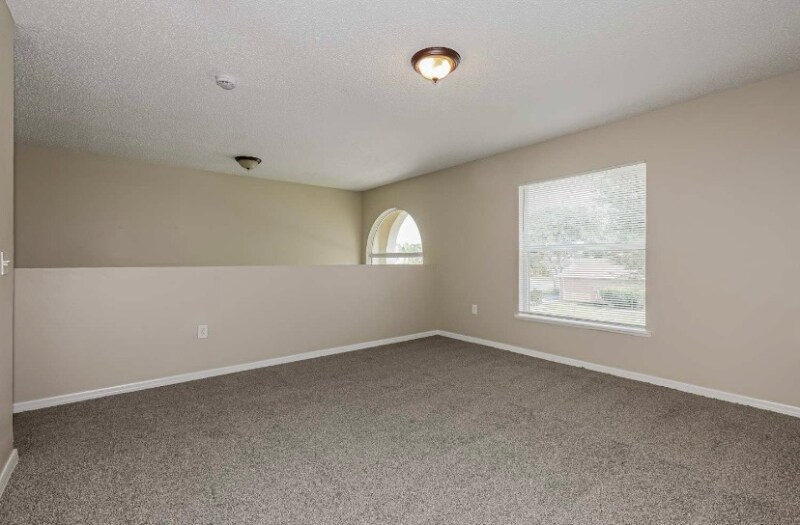 Building Photo - 6024 Kaley Dr