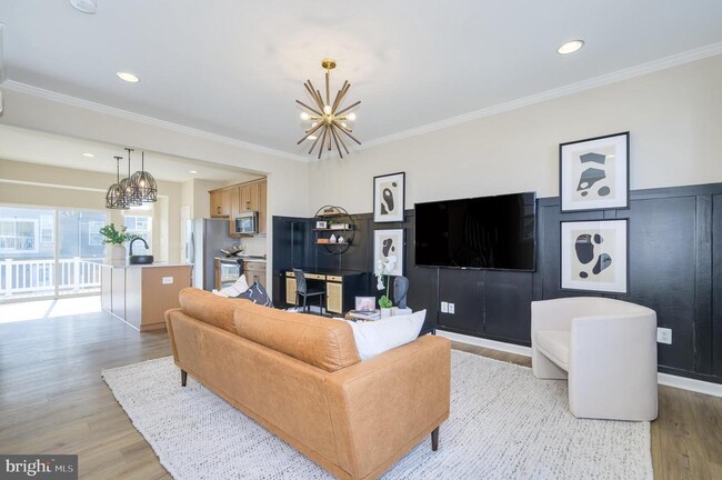 Building Photo - 201 Hillsdale Pl