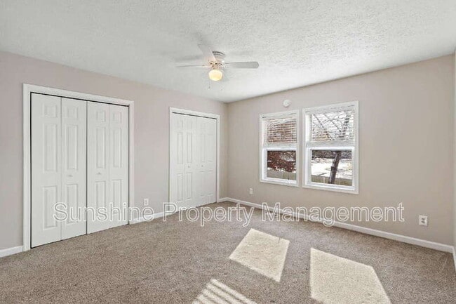 Building Photo - 1102 Palmerton Dr