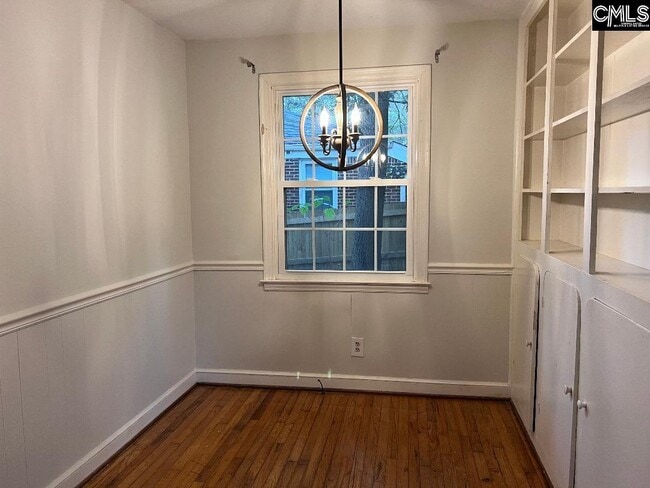 Building Photo - 612 S Beltline Blvd