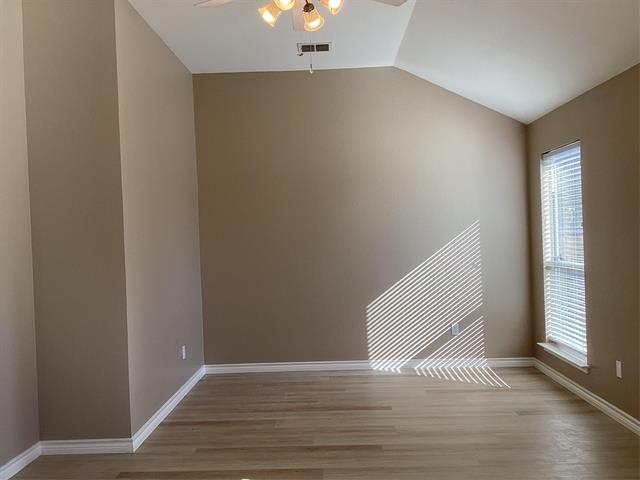 Building Photo - 825 Coppin Dr