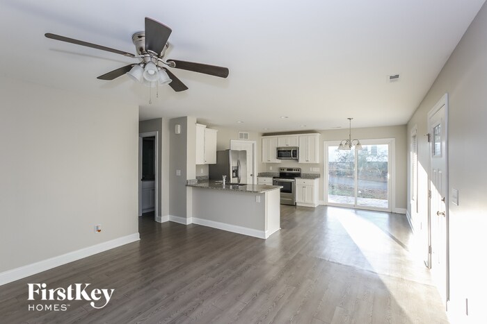 Building Photo - 244 Glenn St NW