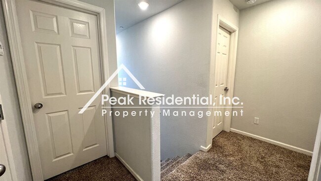 Building Photo - 3 br, 2.5 bath House - 8084 Weeping Willow Ln