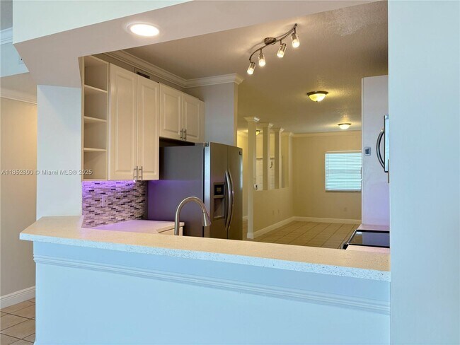 Building Photo - 10730 NW 66th St