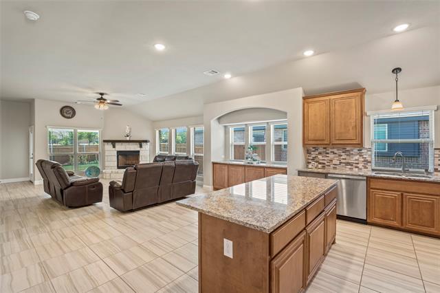 Building Photo - 1336 Fox Gln Trl