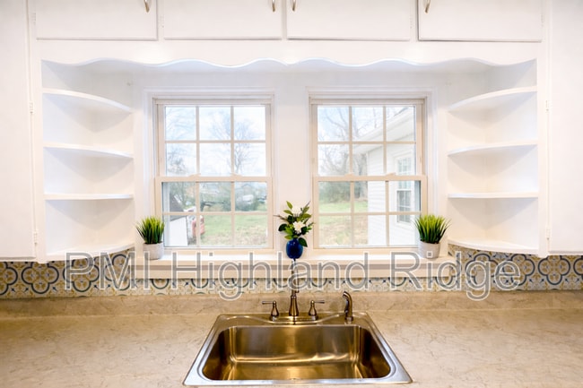 Building Photo - 217 Fite Ave E