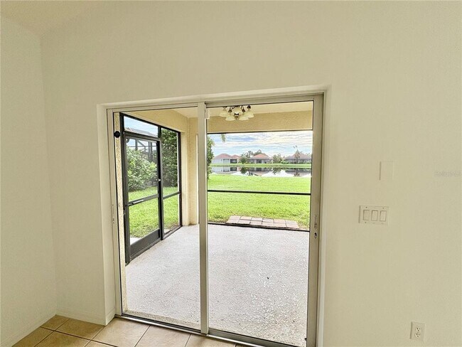 Building Photo - 227 Golden Harbour Trail