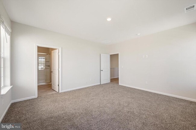 Building Photo - 114 Clerkenwell Dr