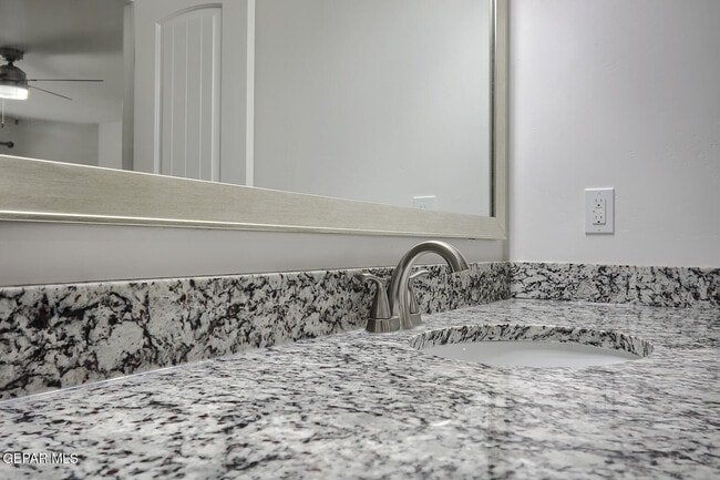 Building Photo - 840 Paseo Dulce Ave