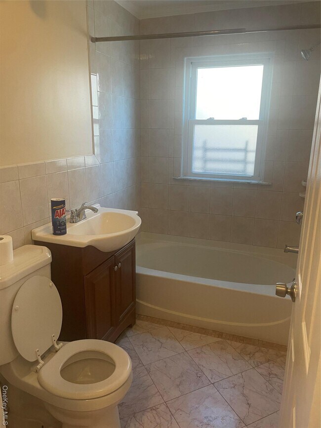 Building Photo - 4212 Monticello Ave