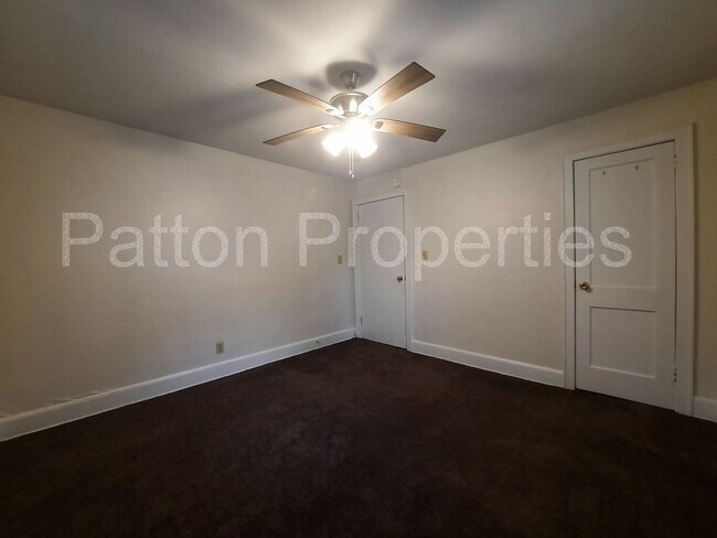 Building Photo - 1432-1434 Sunnyside Drive - Outside CoC - R13908-02-09