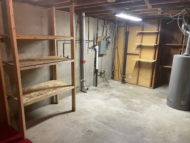 Building Photo - 4625 Candlelight Dr