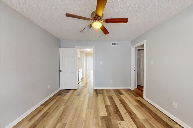 Building Photo - 14147 Misty Meadow Ln