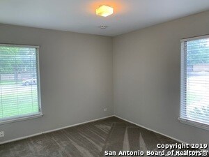 Building Photo - 303 Rilla Vista Dr