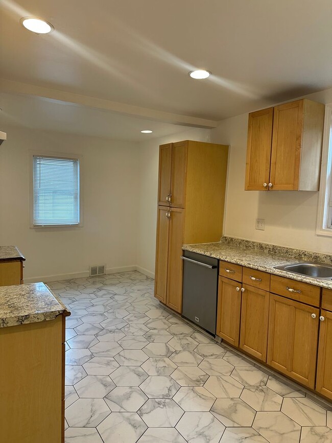 Building Photo - 17368 Woodingham Dr