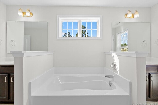 Building Photo - 4095 Irwin Dr