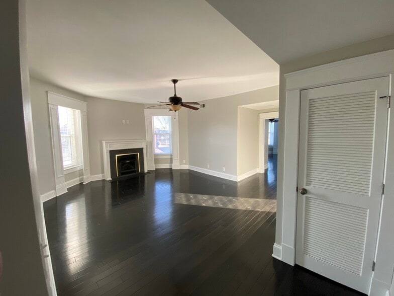 Building Photo - 1231 Bardstown Rd