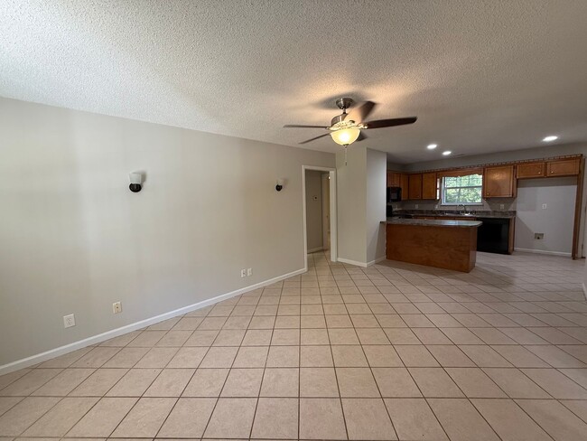 Building Photo - Home for Rent in Boaz, Alabama!