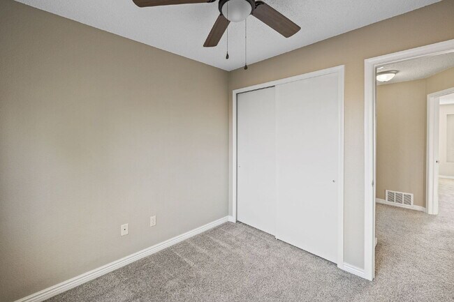 Building Photo - Convenient, Comfortable, and Close to Fort Carson and I-25! – 3BR Tri-Level in Colorado Springs!