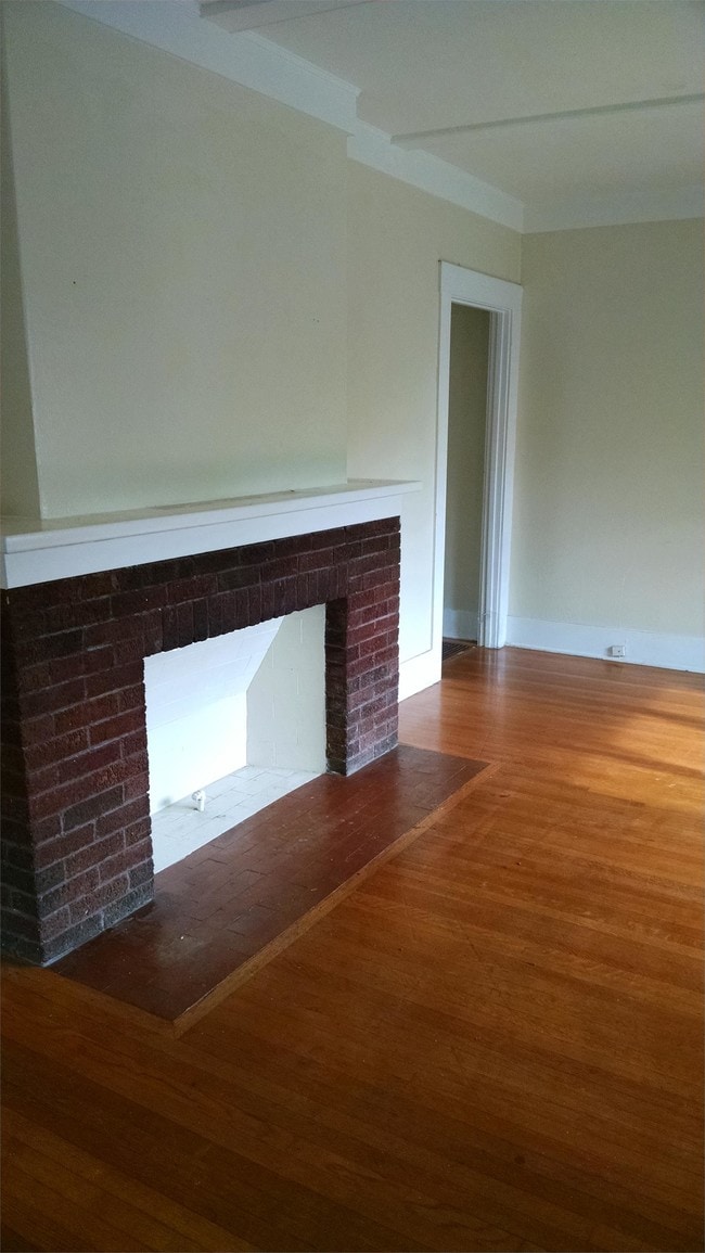 Building Photo - 539 E Villa St