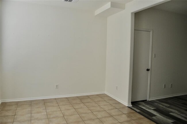 Building Photo - 13 Verde Ranch Loop