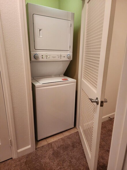 Washer and dryer included - 1021 Costa Pacifica Way