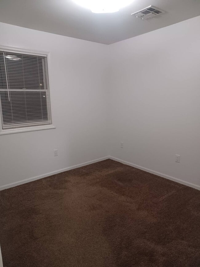 Building Photo - 1-55 78th St