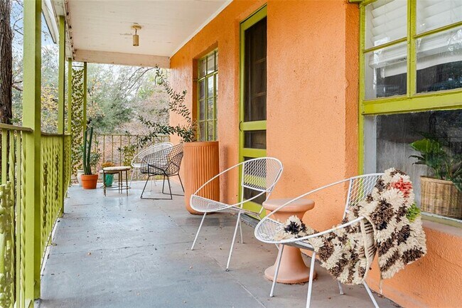 Building Photo - 1304 Kirkwood Rd