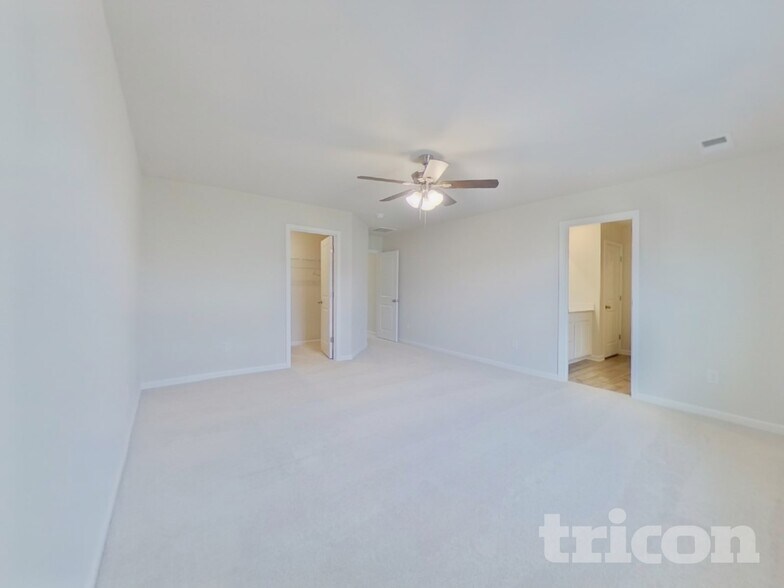 Building Photo - 1438 Cattleman Acrs Dr