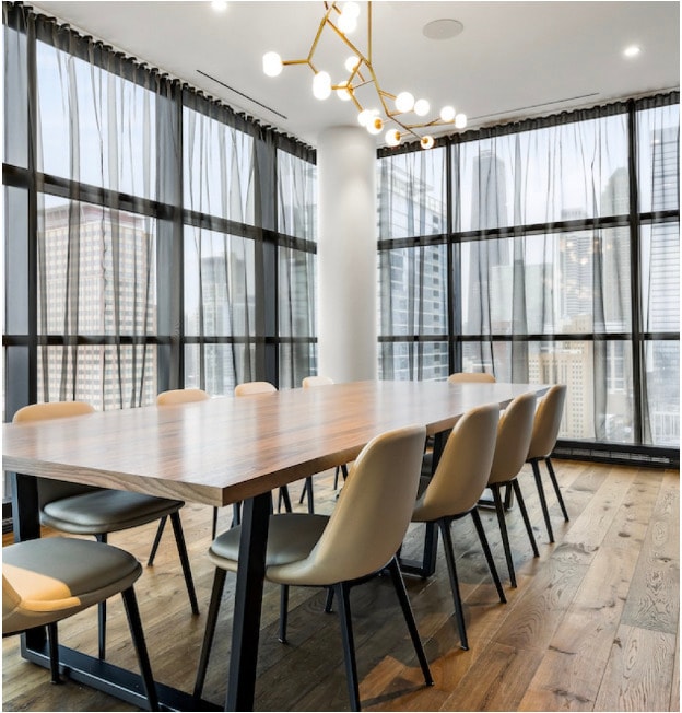 Building Photo - 741 N Wells St